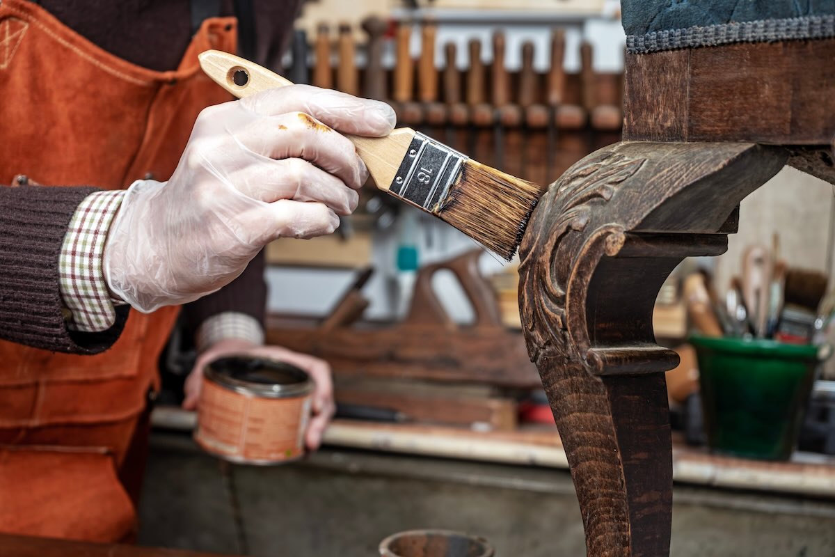 come-restaurare-legno-come-scegliere-vernici